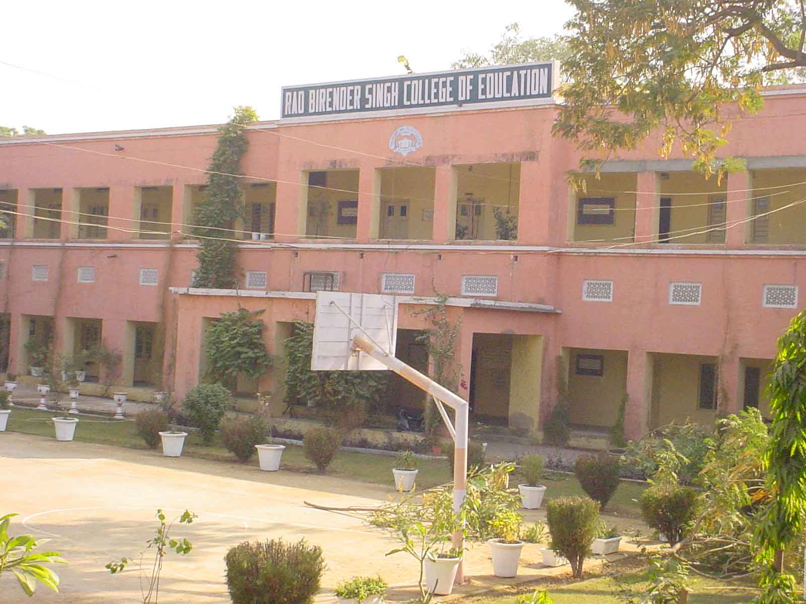 Ahir College, Reaching for New Heights